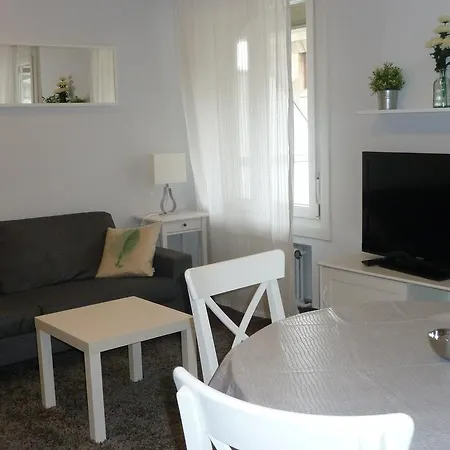 ゲストハウス ペンシオン ガラテ